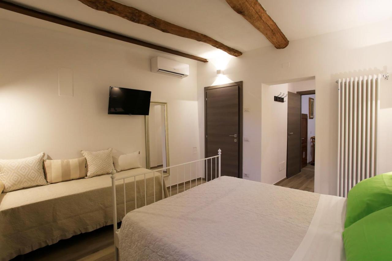 Hotel La Casa Di Ines à San Gimignano Extérieur photo